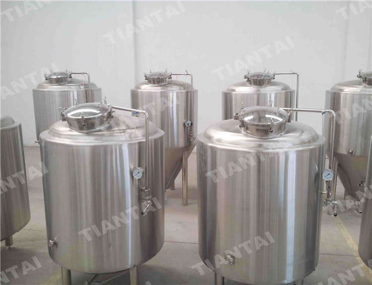 800L Jacketed Bright Beer Tank